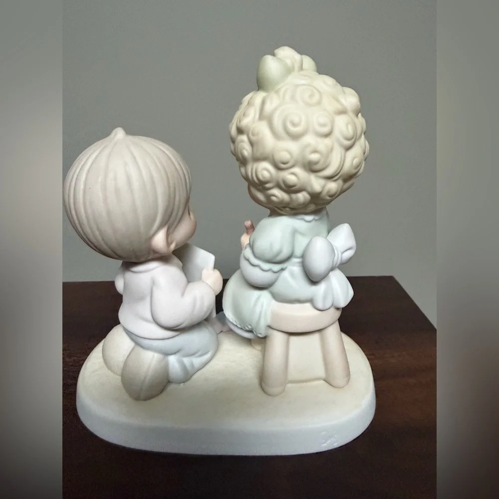 Precious Moments Wishing You A Perfect Choice 520845 Engagement Figurine